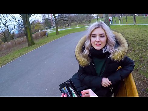 ❤️ برای پول، تقدیر از یک غریبه را قورت می دهد - کار بامزه در پارک اثر Eva Elfie پورنو fb در ما ❌️